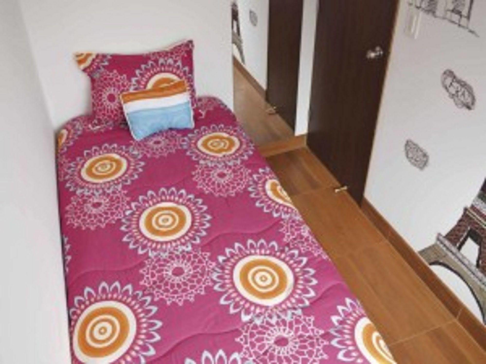 Urbana Hostel Богота Экстерьер фото